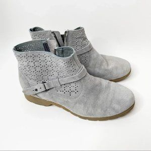 Teva Delavina Gray Suede cutout perforated ankle boots size 9